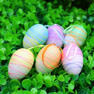 Easter Eggs Dekoracje wiszące ozdoby kolorowe do koszyka wielkanocnego Dekorowanie drzewa impreza Favors dostarcza dom