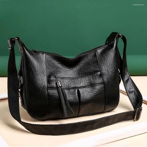 Bag Moda Kadın Tassel PU Deri Saf Renkli Omuz Crossbody Crossbody Messenger Sıradan Kadın Alışveriş Büyük Kapasite Çantaları