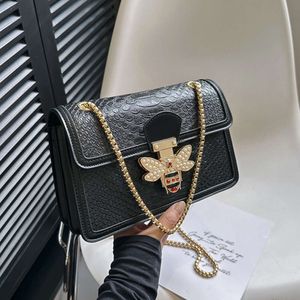 Store Wholesale Designer Bags Shoulder Bag Underarm for Women 2024 with Diamond Inlaid Small Bee Texture Crocodile Pattern Niche Chain Bags