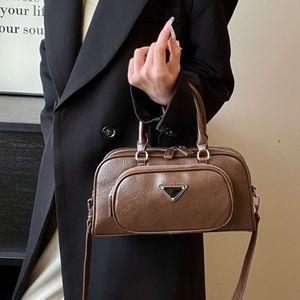 Bucket Bag Designer Hot Brand Women's Bag Womens Shoulder New Fashionable Handbag Casual Trendy Travel