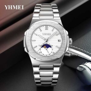 Ny trendig Lunar Dial Mens Watch Waterproof and Fashionable Business Steel Band Quartz Watch