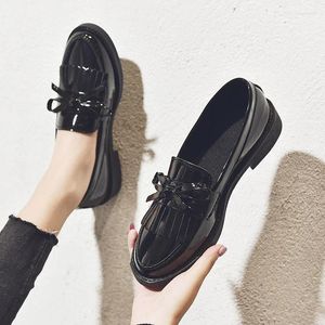 Casual Shoes Fringe Bowknot Patent Leather Loafers Woman Flats Low Heels Point Toe Derby British Tassel Small Women2024
