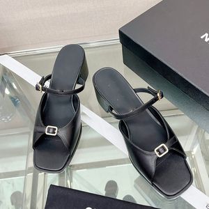 24SS Womens Sandals Fish Fish Cheel الكعب السميك 3.5 سم صندل مزدوج قابلة للتعديل فستان أحذية حقيقية من جلد الغنم الصلب قطرة كعب عارض