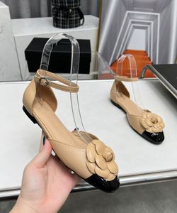 Högkvalitativ designer klänningskor läder chanells slingbacks c senaste stilar sandaler låg häl lyx balett pumpar kvinnor fest brev 467