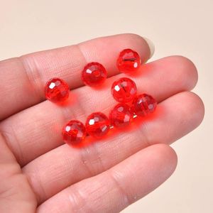 Charms 20st Red Round Crystal Glass Pärlor Skär Facetterade för DIY Making Armband Halsband smycken Tillbehör Partihandel