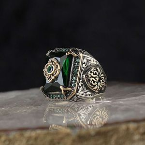 Biżuteria Męska Czarna kwadratowa pierścień stopowy, punkowy galwanizowany spersonalizowany modny pierścień
