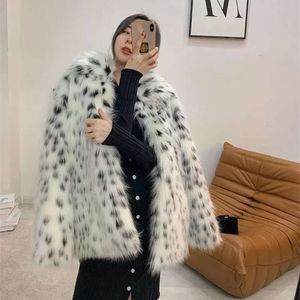 Outono/inverno novo casaco de grama de pele de raposa falsa feminino comprimento médio moda jovem padrão de leopardo bobcat