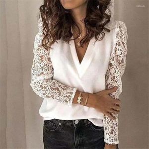 Mulheres Camisetas Lace Emendado Camisa Mulheres Manga Longa V Pescoço Senhoras Tops Rua Sólida Casual Hollow Tees Feminino Primavera Outono Camisetas 5xl