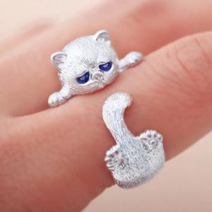 Ring för män kvinnor japansk stil söt katt 14k vit guld ring enkelhet mode smycken gåvor blå strass ögon hund ringar