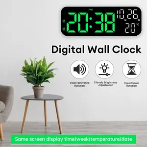 Orologi da parete Orologio digitale a LED Visualizzazione della temperatura e della data della settimana Tabella di controllo vocale 12/24 ore Allarme elettronico Decorazione del desktop