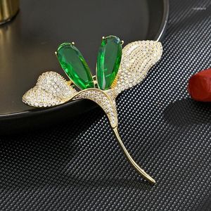 Broches high-end designer pinos luxo verde zircão elegante lírio flor terno corsage acessórios requintado presente moda jóias