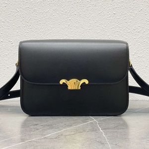 디자이너 트리옴프 여성 크로스 바디 진정한 가죽 어깨 고품질 고품질 클래식 한 지갑 숙녀 레트로 패션 안장 가방