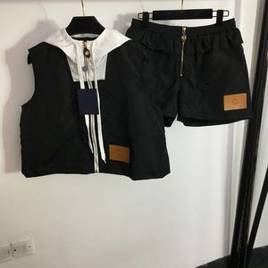 Gilet estivi con cappuccio Pantaloncini da ragazza Tuta sportiva casual Pantaloncini da giacca in due pezzi Tute firmate di personalità di lusso