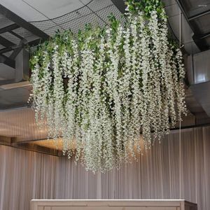 Dekorative Blumen 12 Stück weiße Glyzinien Rattan künstliche Kranz Bogen Rebe hängen gefälschte Blumenschnur Seidengirlande für Hochzeit