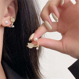 Stud Earrings Crystal Durable Metal Flower Pearl Jewelry Temperament Joker Bright Color Electroplating