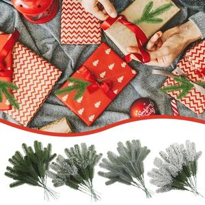 Dekorative Blumen, 10 Stück, simuliertes Blattgrün, kleine Tannennadeln, künstliche Weihnachtszweige, Schnee, künstliche Pflanzen, Weihnachtsschmuck