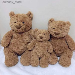 Animais de pelúcia recheados 35/40cm Urso Macio Plushies Novo Design Barcelo Bears Brinquedo de Pelúcia Boneca de Pano Kawaii Teddy Bears Brinquedos Infantis Para Aniversário Chirstmas Presente L240320