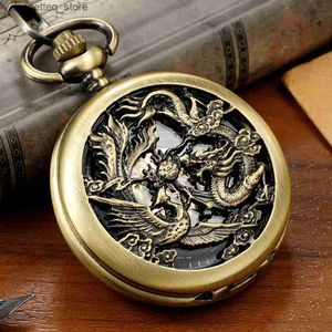 Relógios de bolso retro bolso mecânico duplo dragão jogar bola steampunk esqueleto mão-vento flip relógio fob com corrente presente l240322
