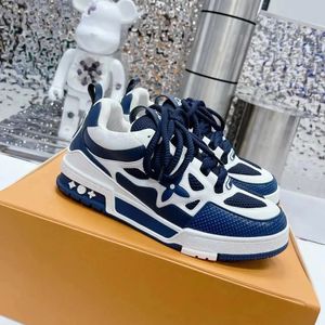 2024 Hot New Men Buty Designerskie kobiety Chunky skate platforma Defender Shoe Sneakers uwielbia tenis swobodny but mody plus butów zwykłych RG3