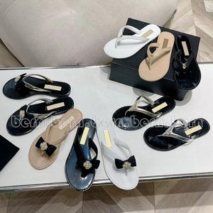 (Keine billige Qualität) Premium-Ledermarke, modische Damen-Flip-Flops, gewebte Sandalen, Sandalen mit Absätzen, Sandalen für Damen