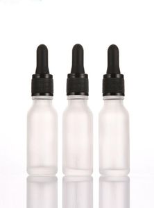 Bottiglie nere con tappo a vite da 30 ml trasparenti satinate per confezione cosmetica liquida originale con contagocce in vetro trasparente satinato parte superiore in gomma 100pie1029576