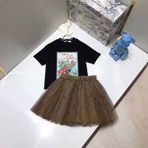 Designer menina vestido de manga comprida clássicos bebê saia outono carta impressão miúdo partydress crianças roupas de grife arco decoração criança vestido