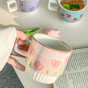 Tazze AhunderJiaz 200ml Simpatica tazza in ceramica Tulipano Incisione dipinta a mano Ins Coppia Set di bicchieri da cucina Tazze da caffè