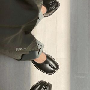 Ippeum Tabis Flats rozlane buty palców czarne skórzane motocykle Brązowy rozmiar 40 Buty Czarne skórzane kobiety Mary Janes 240320