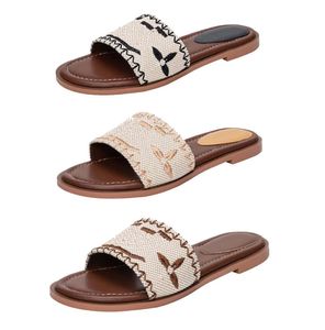 Designer Flat Sandals Luxury Slippers Womens Embroider Sandal Fashion Flip Flop Letter Slipper For Women Summer Beach Slide Ladies Low Heel Fashion Shoes 678900
