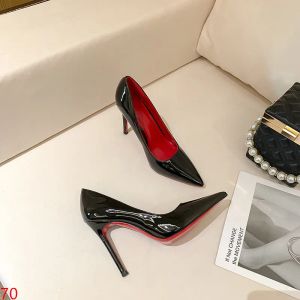 ポンプMaogu Women Red Sole Pumps 2023 New Sexy Bottom Poinded Toe Black Thin High Heel Shoes 8cm 10cm 6cm浅いセクシーな結婚式の靴