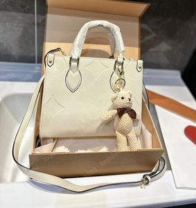 Nowa klasyczna marka francuska francuska luksusowa designerska designerka torba skórzana torby na zakupy na ramię Crossbody Bag damska torebka torebka torebka 2 kolor