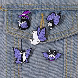 Kindheit Halloween Hexe Tarot Tiere Emaille Pins Niedliche Anime Filme Spiele Harte Emaille Pins Sammeln Cartoon Brosche Rucksack Hut Tasche Kragen Revers Abzeichen