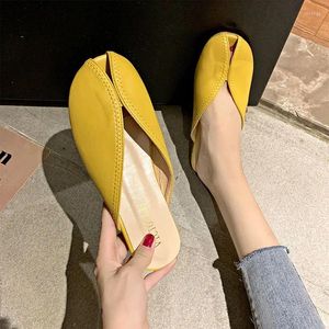 Slippers Home Flat Indoor Woman House Summer Rubber Shoes For Women 2024 Slides Sandals Mules Low Price Y Designer