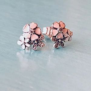 Autentisk 925 Sterling Silver Poetic Blooms Stud örhängen för örhängen Stud Smycken 290686Enmx