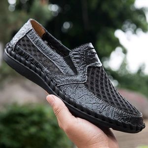 Casual Shoes Men's Water Sneakers Outdoor Walking Trainers Mesh Lightweight Breathable Slip-on Loafers