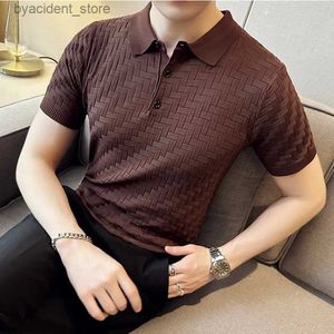 Herren Polos Herren Sommer Casual Short Sleeves Hochwertige Strick-Polo-Hemden/männliche Schlanke Ice Seide Plaid Freizeitpolo-Hemden Tops S-3xl L240320