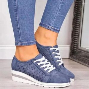 Sapatos casuais cunha salto oco tamanho grande feminino 2024 moda correndo selvagem das mulheres tênis plataforma esportes mocassins femininos