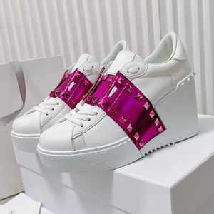 Hot Sale Women Wedge Heel Sneakers Runway Designer Patchwork Color Höjd Ökande plattformskor utanför Walking High Quality äkta lädertränare