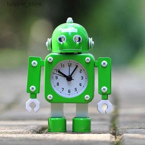 Настольные часы Рождественские подарки Современный будильник Andrid 3D Автоматный дизайн Настольные часы Спальня прикроватная Креативный робот Настольные часы Horloges L240323