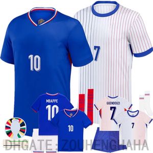 Spieler französischer Fußballtrikot 2024 Benzema Giroud Mbappe Griezmann Saliba Pavard Konate Maillot De Foot Equipe Home Away Kids Kit Jersey Football Shirt Full Kit