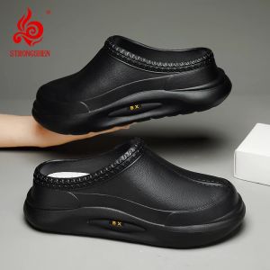 Ayakkabılar Strongshen Erkek Mutfak Ayakkabıları Şef Tutunuyor Su geçirmez Doktor Ayakkabı Yüksek Kaliteli Sıcak Peluş Bahçe Tıkıkları Yağ geçirmez Slip Slip Work Shoe