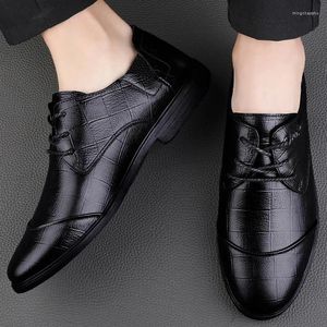 Casual Schuhe 2024 Hohe Qualität Männer Lace Up Leder Frühling Und Herbst Solide Chunky Heels Große Größe Business Arbeit