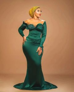 Chic Aso Ebi Dark Green Mermaid Evening Dresses Illusion Jewel Neck Long Sleeves Ruffle Satin Formal Party Gowns Crystals Beaded Mother Of The Bride Dress