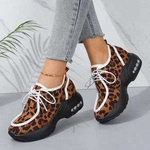 Casual 2024 145 Platform Leopard Shoes Print förhöjd solid sport för kvinnor mode andningsbara sneaker zapatos de mujer
