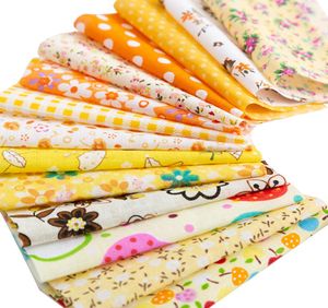 25pcs 1010cm floral cotton patchwork fabric Christmas printed fabric for sewing quilt Crafts TJ05505612312