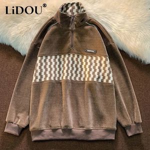 Autumn Winter Fashion Patchwork Plaid överdimensionerad Harajuku Sweatshirts män Halva Zip Polo Collar Pullover Topps Chic Male Streetwear 240318