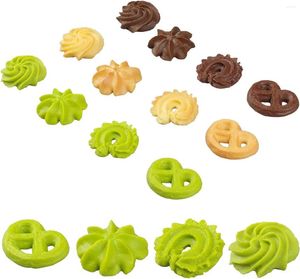 Dekorativa blommor 12st Artificial Fake Plastic Cookie Biscuits Model Simulation Dessert For Decoration Display Pographic rekvisita