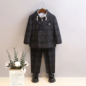 Boys Formal Plaid Blazer Set Red Handsome Wedding Pography Suit for Toddler 2 To 12 Y Kids School Uniform Performance Outfits 240312