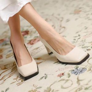 Scarpe eleganti Vendi classiche semplici décolleté in vera pelle Slip On con tacco grosso Lavoro d'ufficio maturo Elegante festa per donna