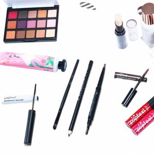Högkvalitativ sminkborstar Makeup Tool Set Beauty Essentials Eye Shadow Palette Mascara Lip Gloss för nybörjare O4RT#